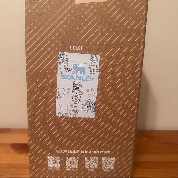 NEW Stanley The Quencher H2.0 FlowState 40 oz Tumbler Straw Bluey Bingo - Picture 10 of 10